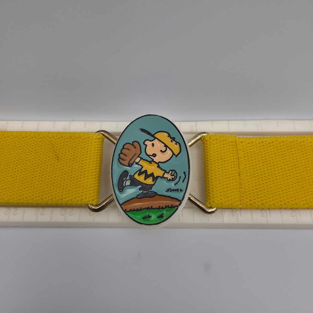Vintage Lee Peanuts Charlie Brown Yellow Elastic Cinch Belt Adjustable Kids